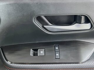 2026 Nissan Kicks SR — photo 29
