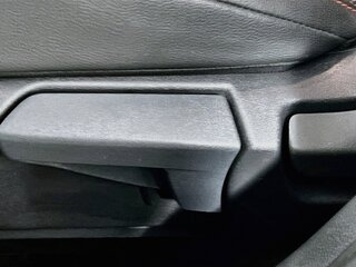 2026 Nissan Kicks SR — photo 13