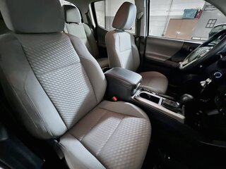 2022 Toyota Tacoma SR5 — photo 26