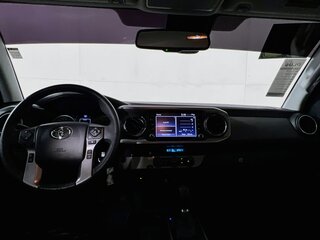 2022 Toyota Tacoma SR5 — photo 25