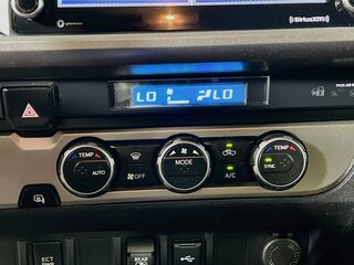 2023 Toyota Tacoma SR5 — photo 23