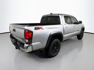 2023 Toyota Tacoma SR5 — photo 3