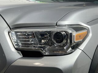 2023 Toyota Tacoma SR5 — photo 9