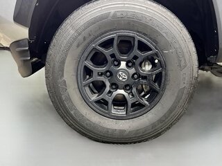 2023 Toyota Tacoma SR5 — photo 11