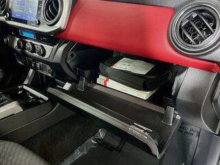 2023 Toyota Tacoma SR5 — photo 31
