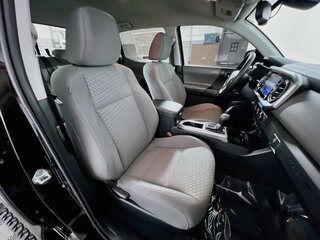 2023 Toyota Tacoma SR5 — photo 28