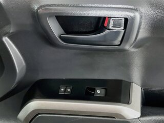 2023 Toyota Tacoma SR5 — photo 29