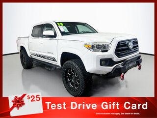 2019 Toyota Tacoma SR — photo 1