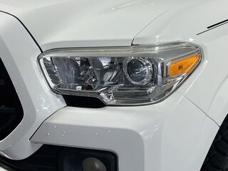 2019 Toyota Tacoma SR — photo 8