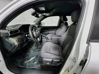 2024 Toyota Tacoma SR5 — photo 12