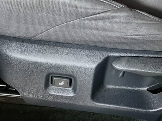 2026 Toyota Tacoma SR5 — photo 12