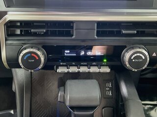 2026 Toyota Tacoma SR5 — photo 22