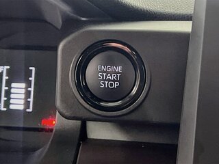 2026 Toyota Tacoma SR5 — photo 19