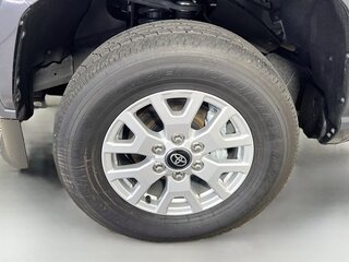 2026 Toyota Tacoma SR5 — photo 10
