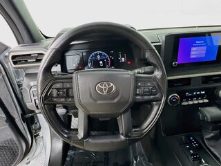 2025 Toyota Tacoma SR — photo 15