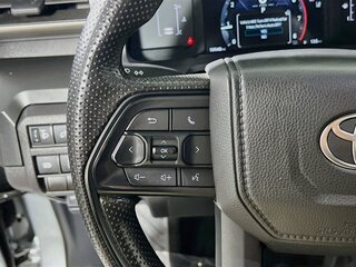 2025 Toyota Tacoma SR — photo 16
