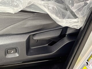 2025 Toyota Tacoma SR — photo 13