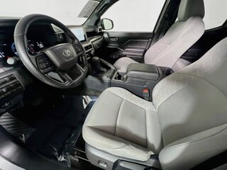 2026 Toyota Tacoma SR5 — photo 11