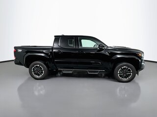 2026 Toyota Tacoma TRD Sport — photo 2