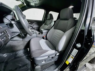 2026 Toyota Tacoma TRD Sport — photo 12
