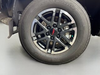 2026 Toyota Tacoma TRD Sport — photo 11