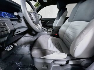 2026 Toyota Tacoma TRD Sport — photo 12