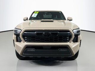 2026 Toyota Tacoma TRD Sport — photo 8
