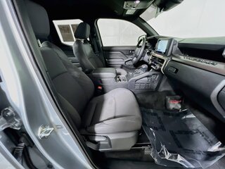 2025 Toyota Tacoma SR5 — photo 28