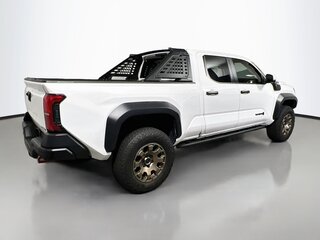 2025 Toyota Tacoma Trailhunter — photo 3