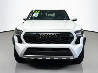 2025 Toyota Tacoma Trailhunter — photo 7