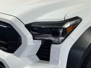 2025 Toyota Tacoma Trailhunter — photo 8