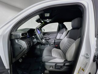 2024 Toyota Tacoma TRD Sport — photo 11