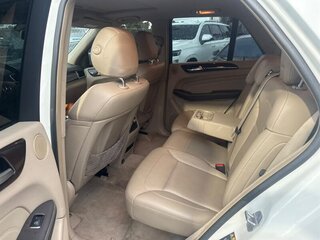 2013 Mercedes-Benz M-Class ML350 — photo 4