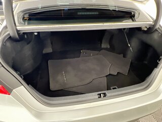 2019 Toyota Camry LE — photo 30
