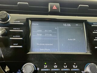 2019 Toyota Camry LE — photo 23
