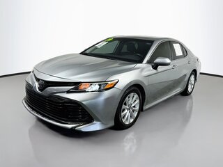 2019 Toyota Camry LE — photo 7