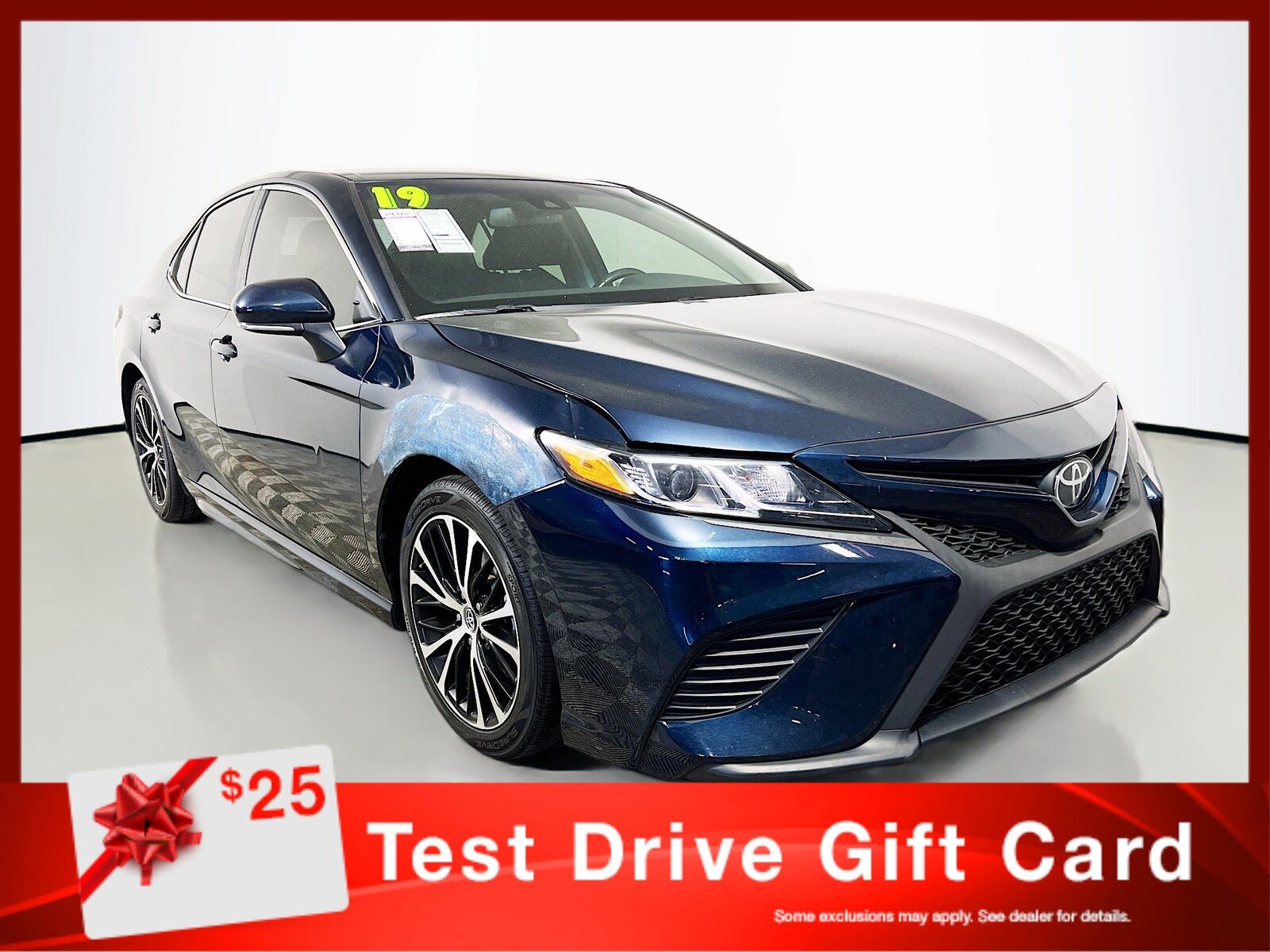 Toyota Camry SE 2019