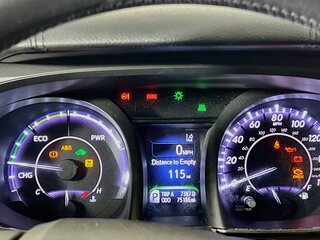 2018 Toyota Avalon Limited — photo 19