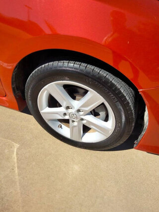 2014 Toyota Camry SE — photo 25