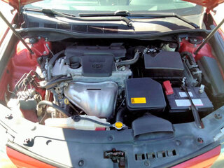 2014 Toyota Camry SE — photo 29