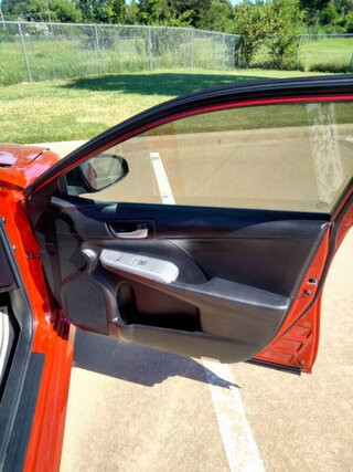 2014 Toyota Camry SE — photo 19