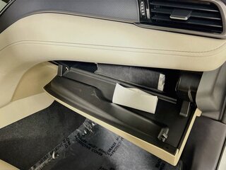 2024 Toyota Camry LE — photo 27