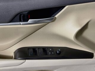 2024 Toyota Camry LE — photo 10