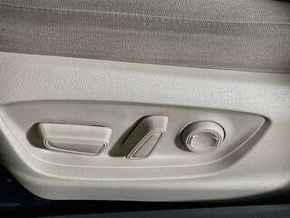2024 Toyota Camry LE — photo 9