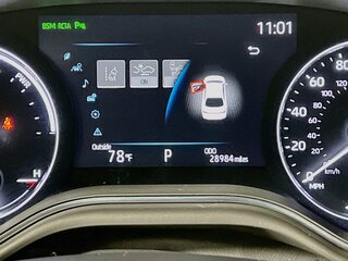 2021 Toyota Avalon Limited — photo 19