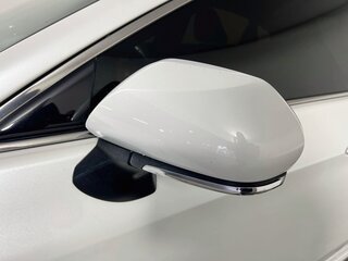2021 Toyota Avalon Limited — photo 10