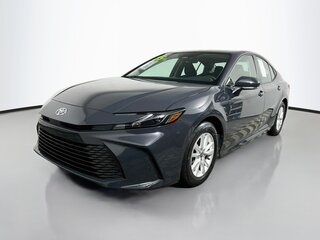 2025 Toyota Camry LE — photo 7