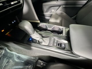 2025 Toyota Camry LE — photo 22