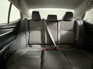 2025 Toyota Camry LE — photo 30