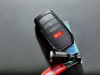 2025 Toyota Camry LE — photo 33